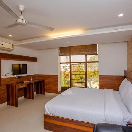 Hotel Doon Dehradun Eksteriør bilde