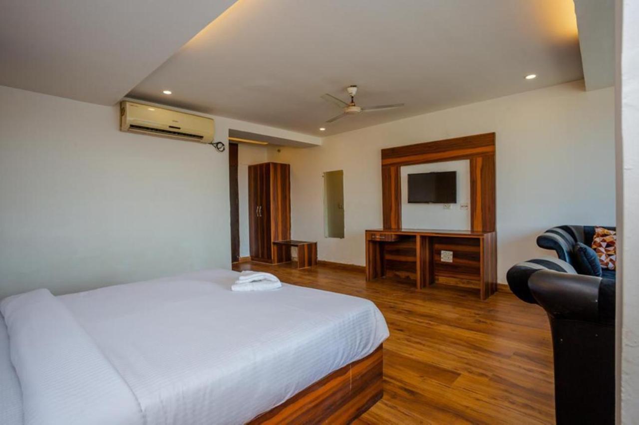 Hotel Doon Dehradun Eksteriør bilde
